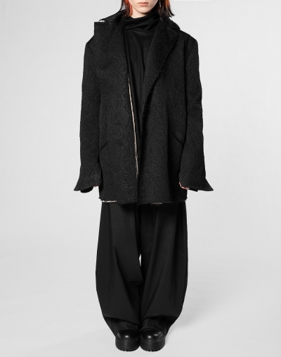 Пальто на подкладе в полоску