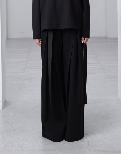 Брюки с лентами