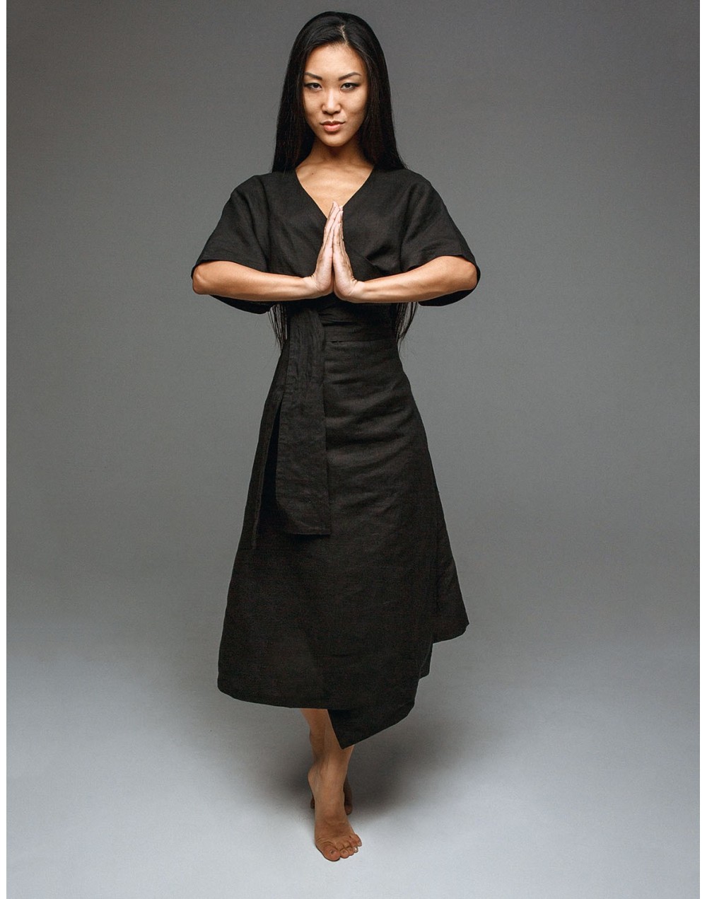 Катя одевается. Катами Веар кимоно. Katami платье.